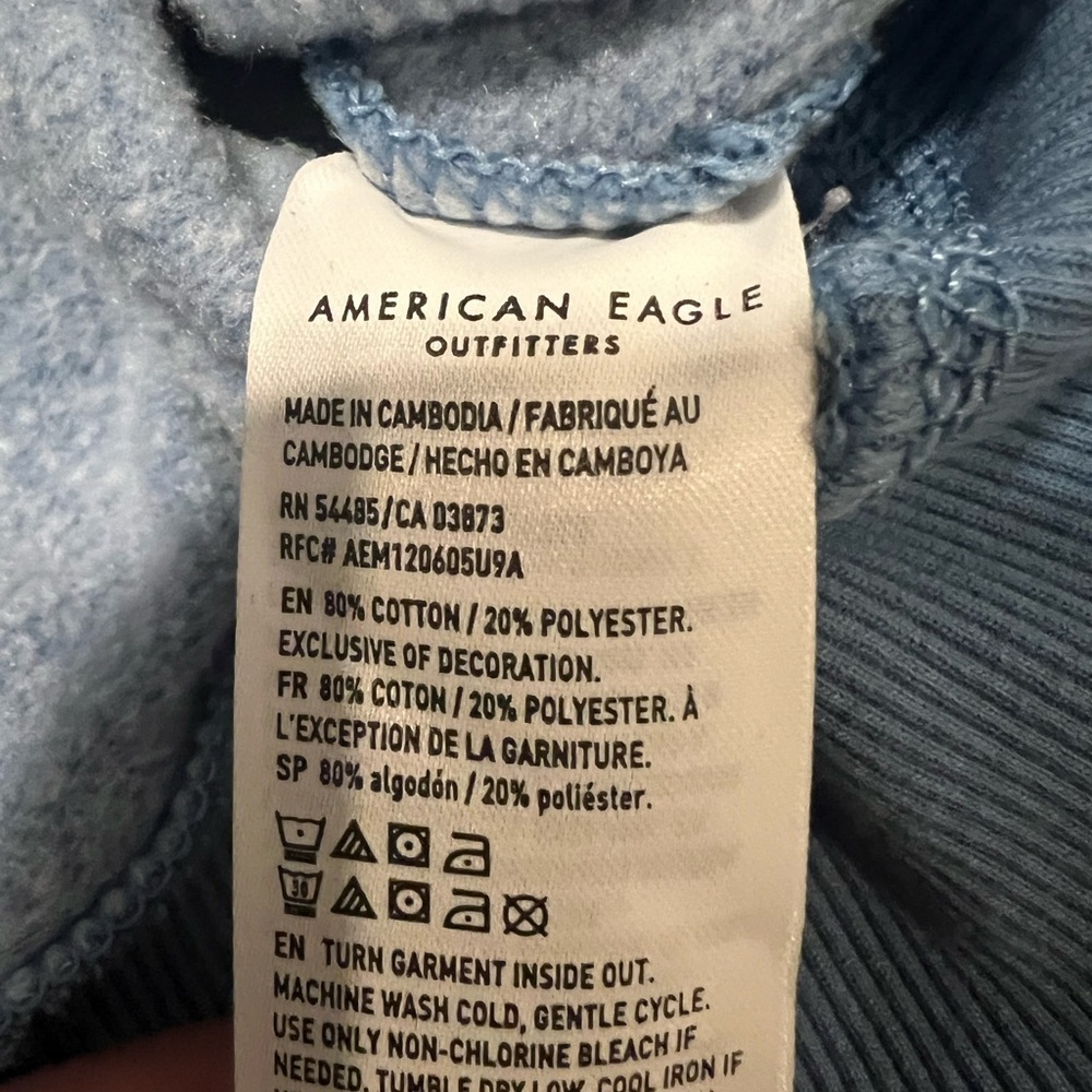 American Eagle Outfitters Light Blue Graphic Sweatshirt - Picture 3 of 5